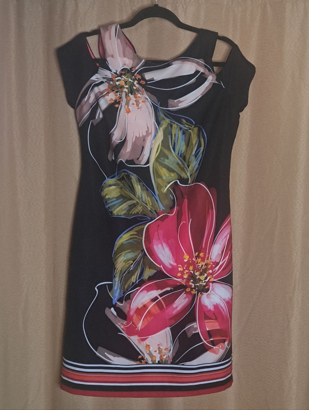 Frank Lyman Design Coral and Black Two-Tone Dress Label View